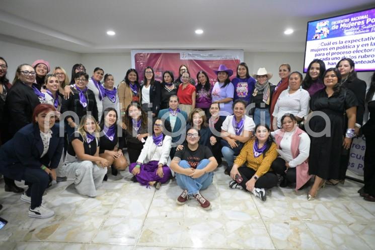 Las redes de apoyo entre mujeres siguen siendo el respaldo más poderoso para quienes deciden no callar