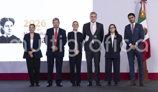 Presidenta anuncia 20 parques industriales de la AMPIP con inversión de 763 mdd y creación de 32 mil 127 empleos; se cumple 40% de la meta

Vamos bien y cada día hay mucha confianza en México, más seguridad en todos sentidos, y eso nos ayuda a generar inversiones, destacó
