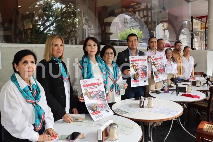 Con el objetivo de recaudar recursos para apoyar a personas con cáncer, el Comité de Damas de la Cámara Mexicana de la Industria de la Construcción (CMIC) organizará el próximo 6 de diciembre la carrera atlética y caminata recreativa Donar con Causa, informó José Moctezuma Topke Cancino, presidente de la CMIC, delegación Veracruz Centro.
